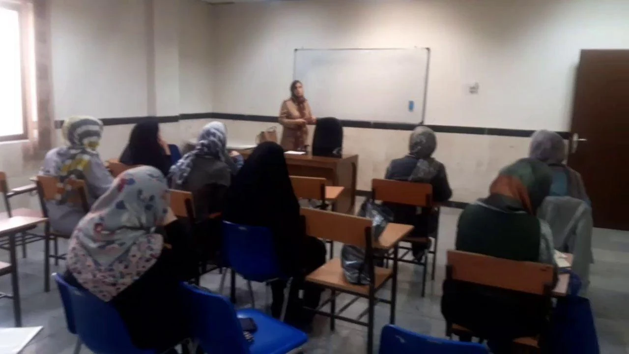 خدمات مشاوره (دکتر زهرا آزادی) - روانشناسی و مشاوره در تهران - تصویر 2