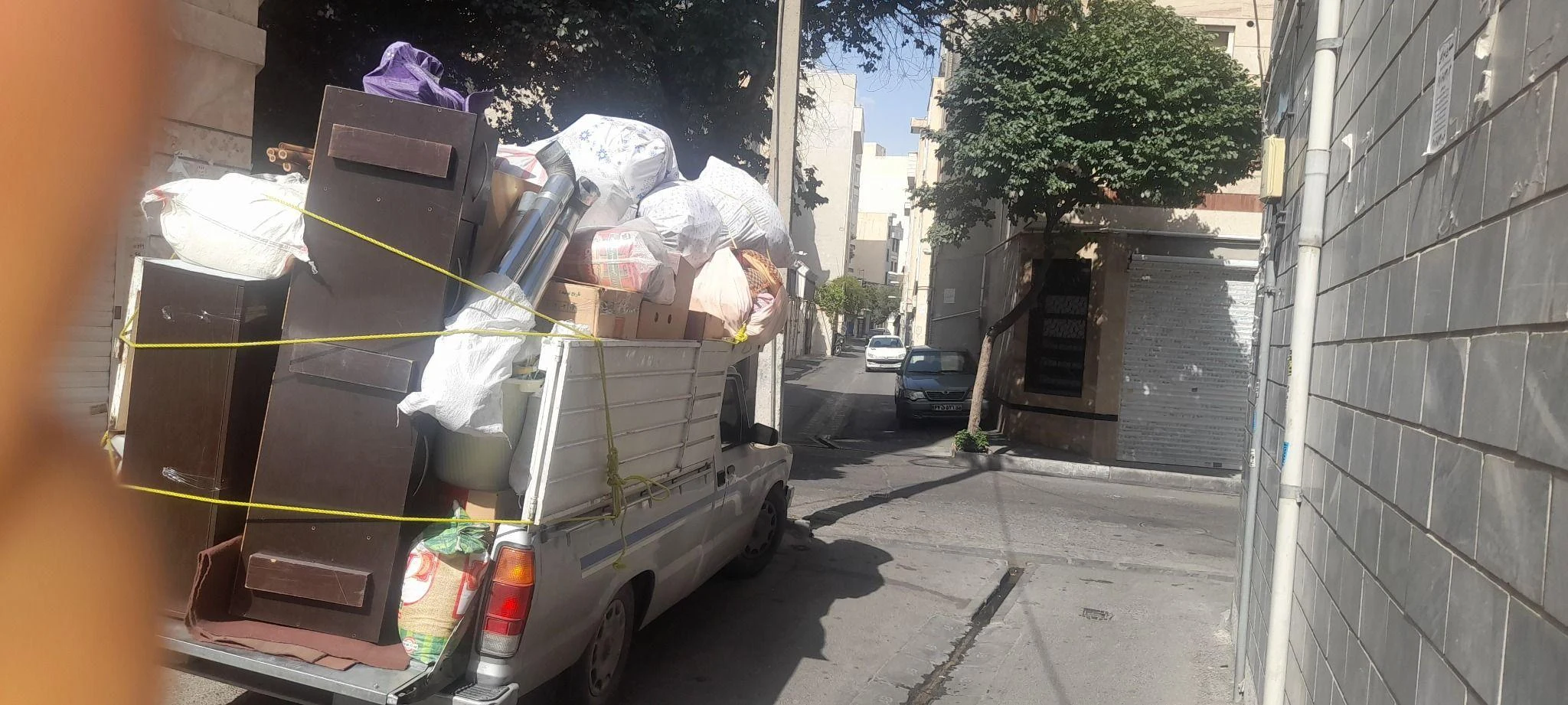 وانت بار عزیزی