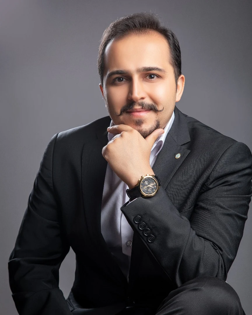 وکیل پایه یک دادگستری و مشاور علی منصوری - تصویر 2