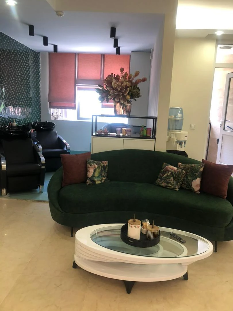 سالن زیبایی ژوان Zhon Beauty Salon - آموزشگاه آرایشگری در تهران - تصویر 2