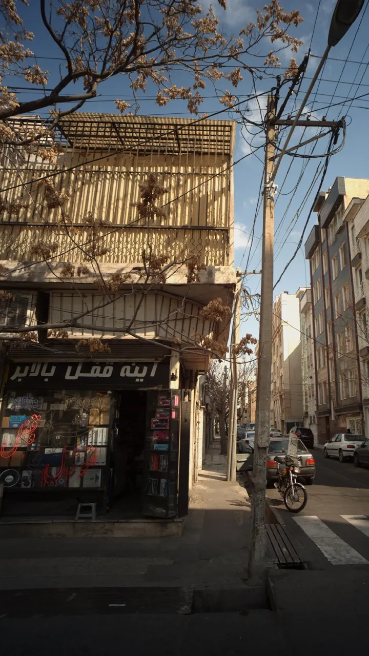فروشگاه قطعات خودرو رنو پراید سایپا - تصویر 2