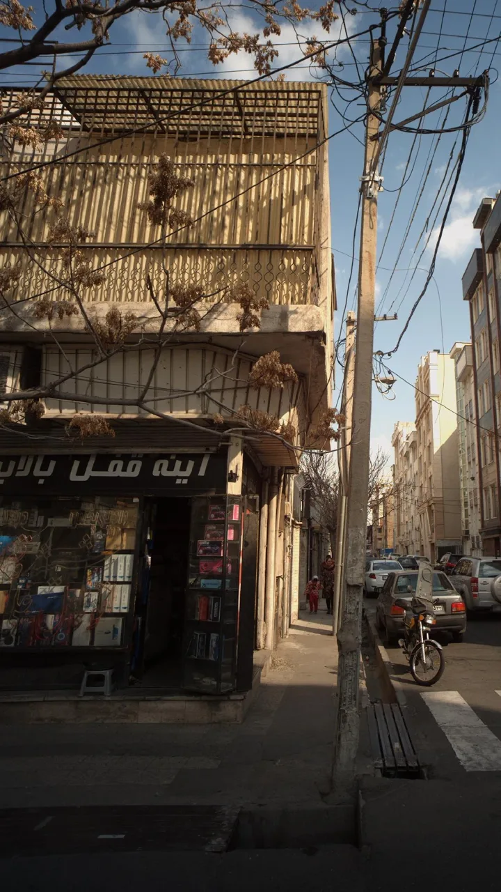 فروشگاه قطعات خودرو رنو پراید سایپا - تصویر 3