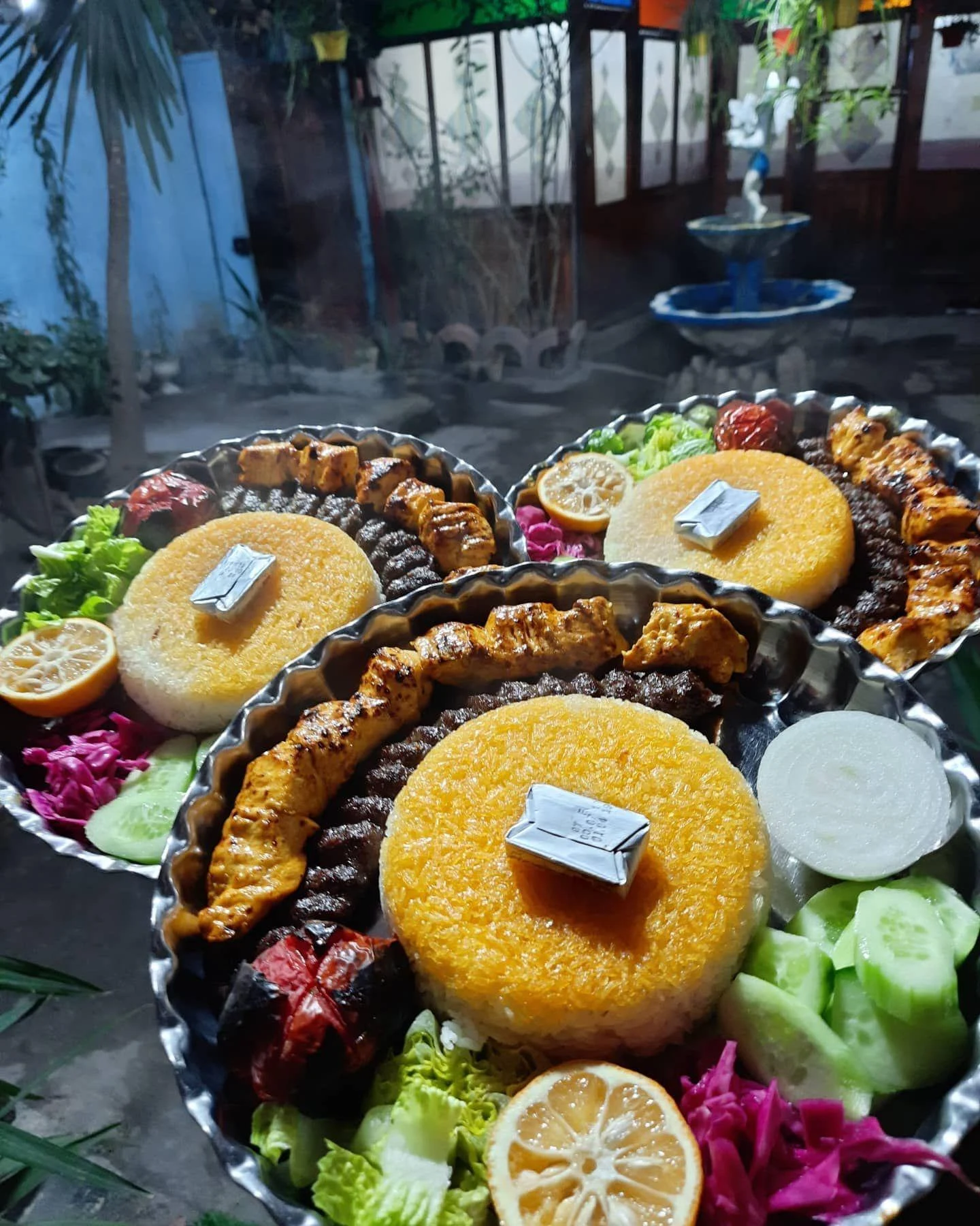 سفره خانه سنتی روال
