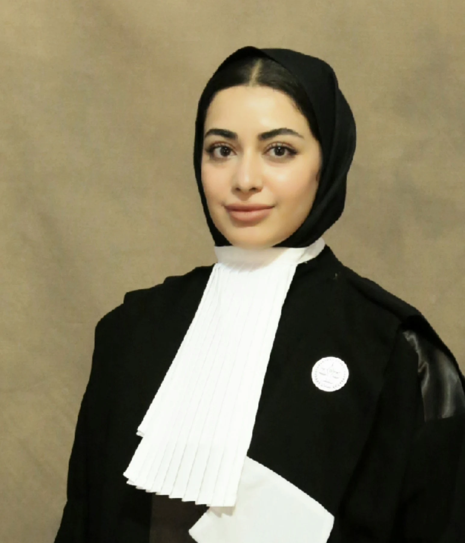 وکیل عزیزی