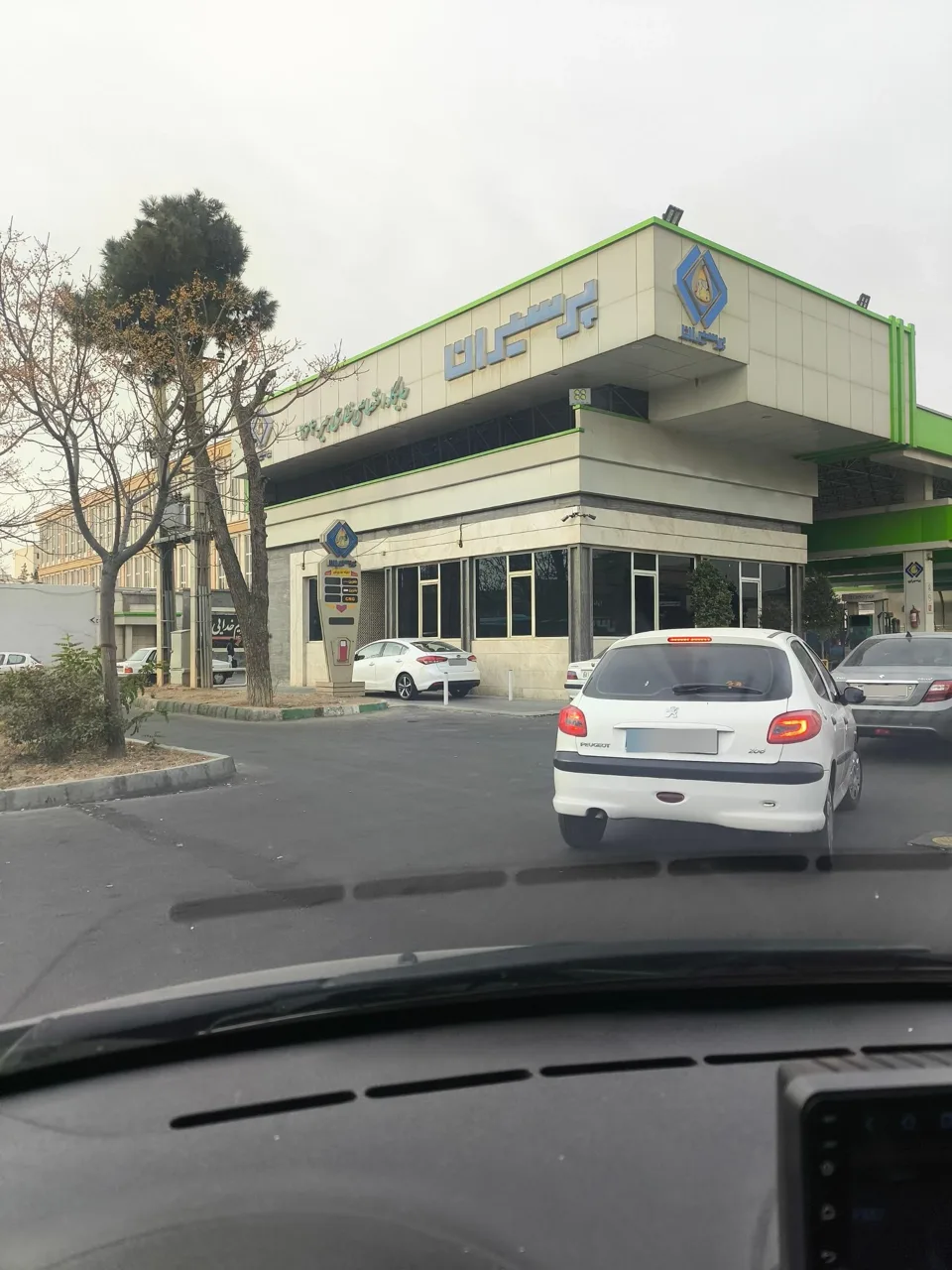 پمپ بنزین غفاری شماره 264 - تصویر 5