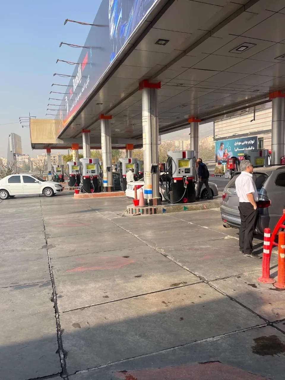 پمپ بنزین یادگار امام شماره ۱۹۱ - تصویر 3