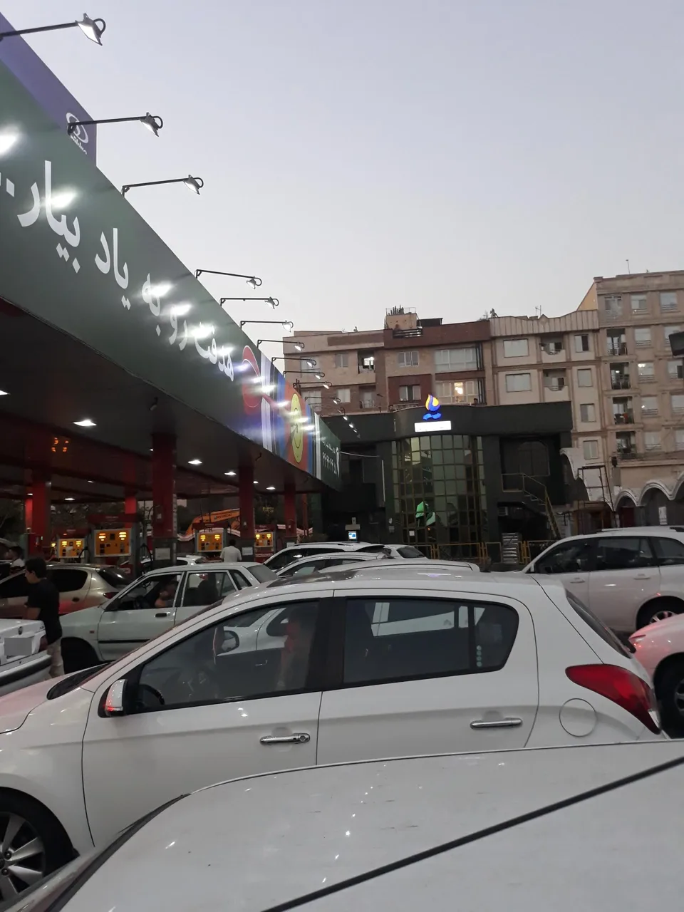 پمپ بنزین 177 سردار جنگل - تصویر 3
