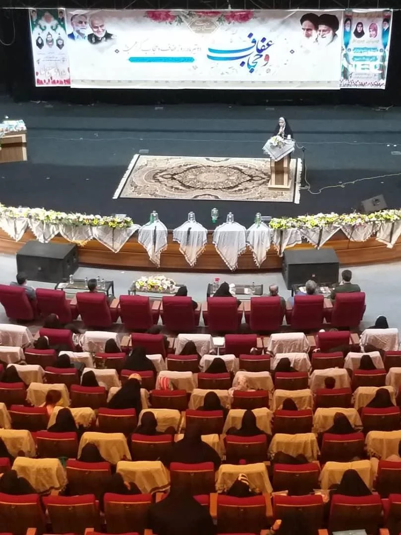 سالن فرهنگ و هنر - تصویر 4