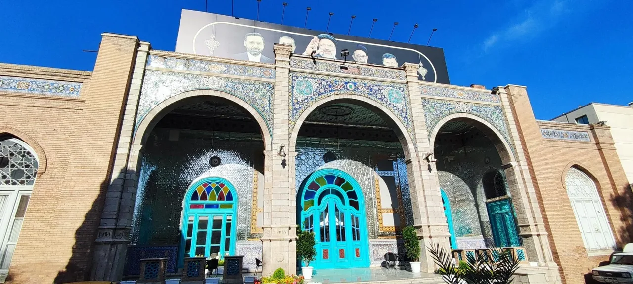 تماشاخانه مهر حوزه هنری - تصویر 2