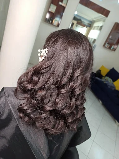 سالن پریسان - آرایشگاه زنانه در تبریز