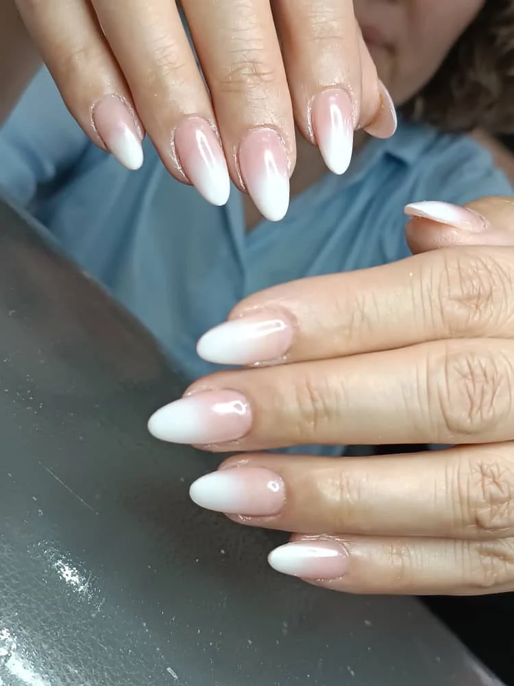 خدمات ناخن (ژلیش،کاشت،ترمیم) - آموزشگاه آرایشگری در تهران - تصویر 2