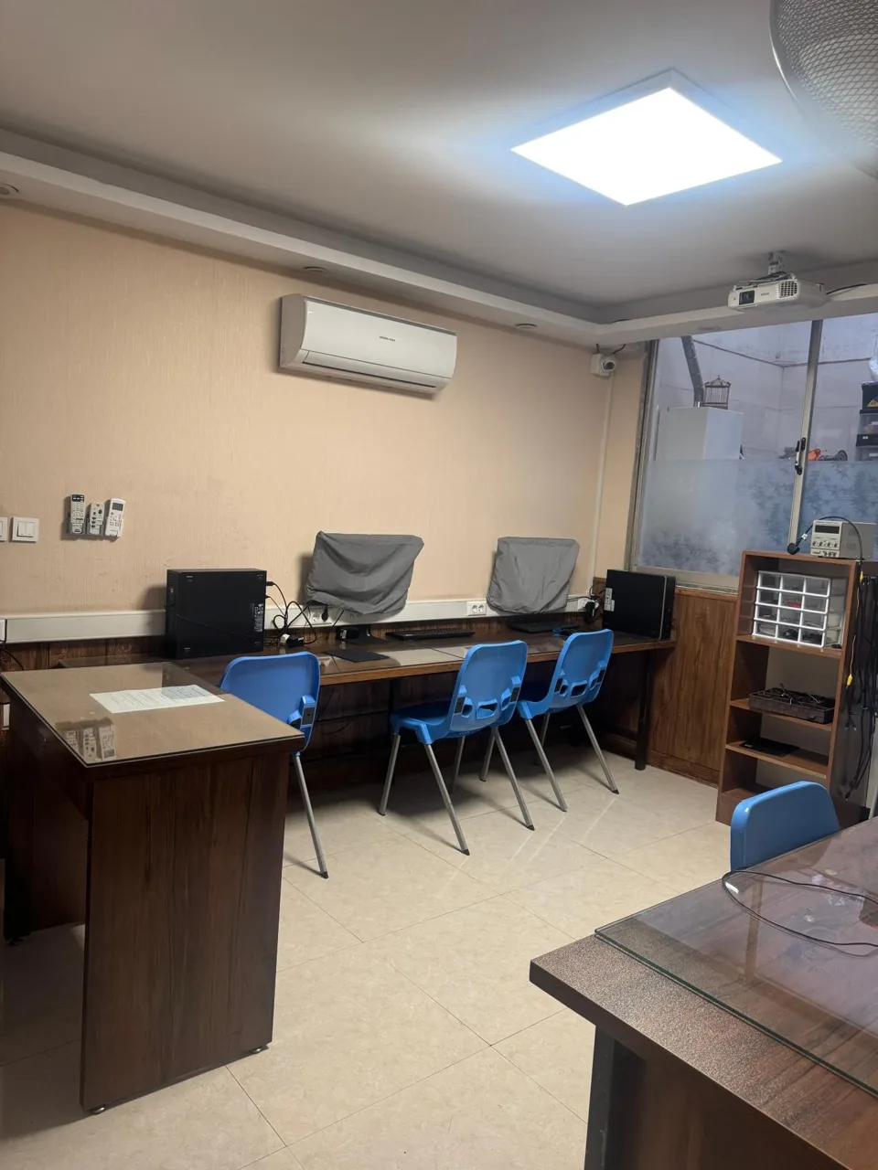 آموزشگاه رباتیک پیشنام (شعبه علم و صنعت) - تصویر 3