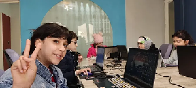 آموزشگاه رباتیک خانه ایده