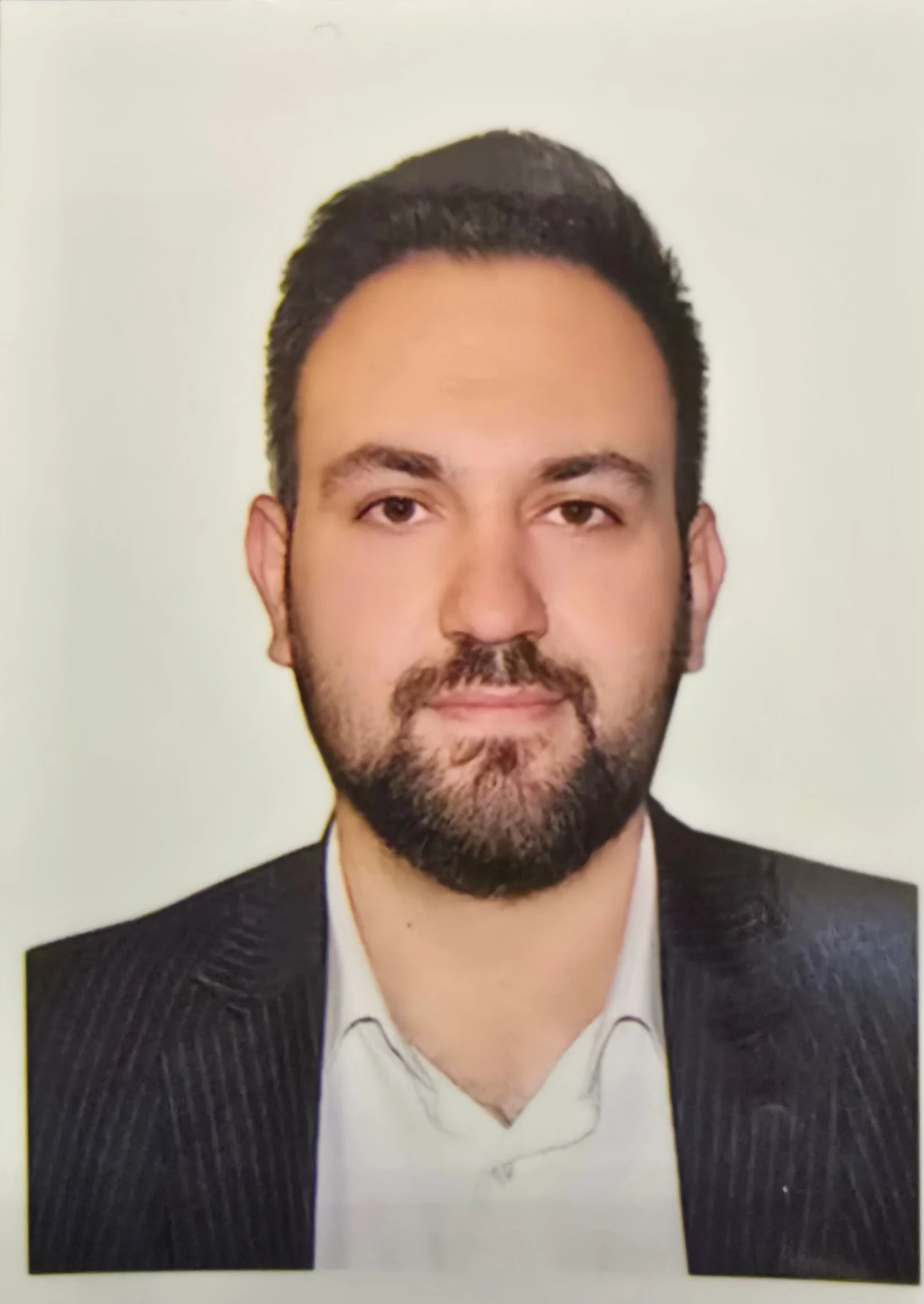 وکیل وحید پیرهادی