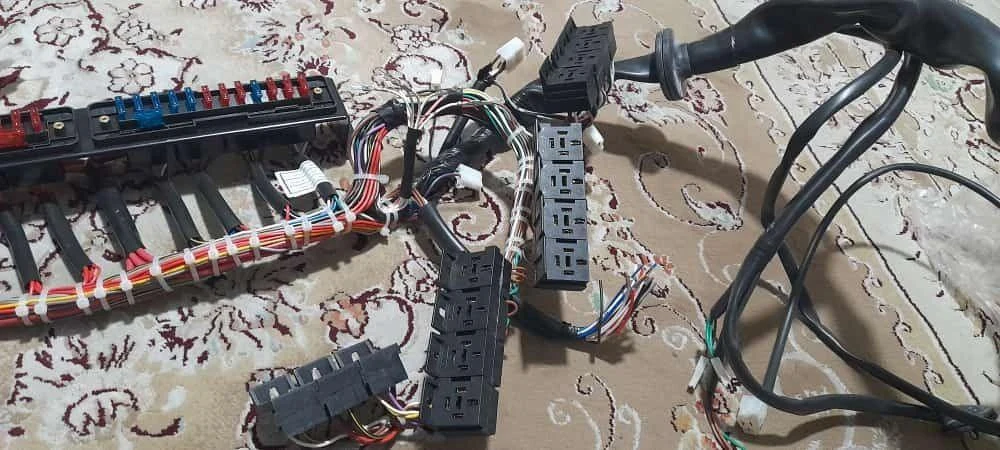 متخصص برق اتوبوس - تصویر 3
