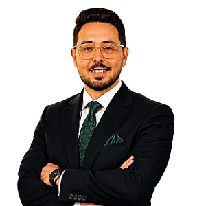 وکیل پایه یک دادگستری سجاد یوسفی