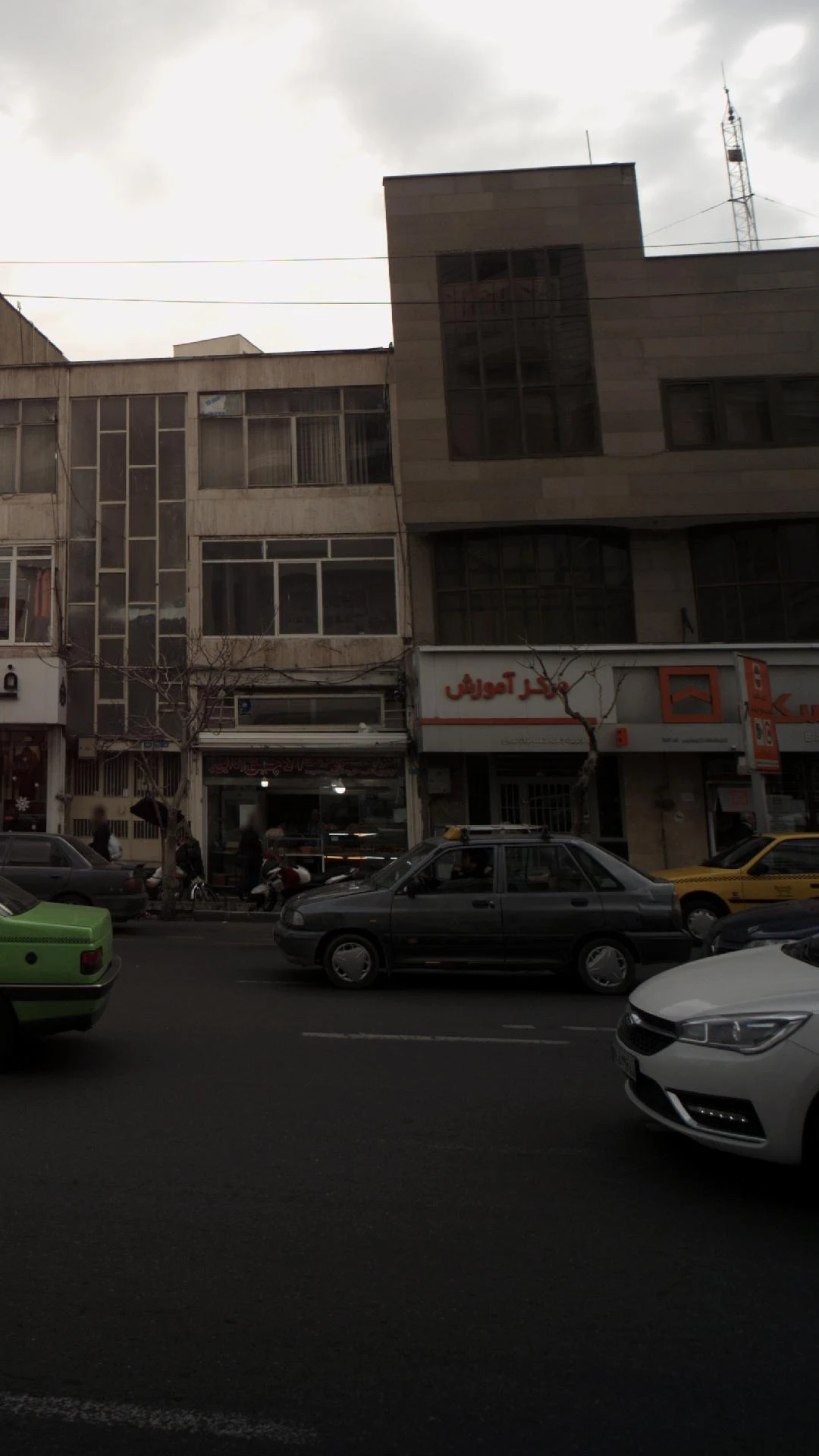 بانک پاسارگاد شعبه میدان جهاد - تصویر 2