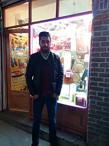 عسل احمد حسین خانی