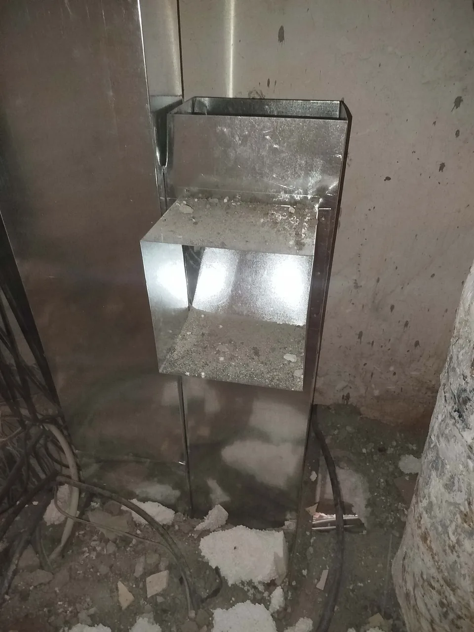 ✅اجرای کانال دمنده مکنده  و کانال کشی✅ - تصویر 3