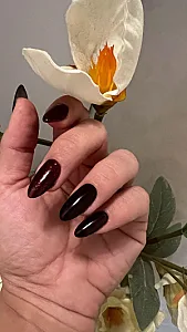 خدمات و آموزش تخصصی لاین ناخن آیریس