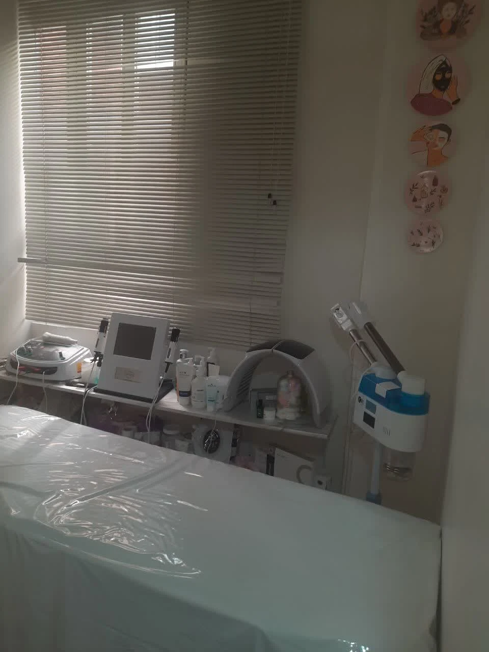 کلینیک طب سنتی دکتر سمیه اسحاقی