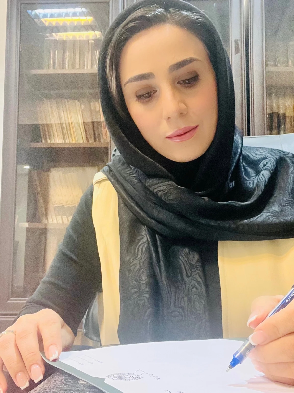 ندا همکانمراد  وکیل پایه یک دادگستری - دفتر وکالت در تهران - تصویر 5