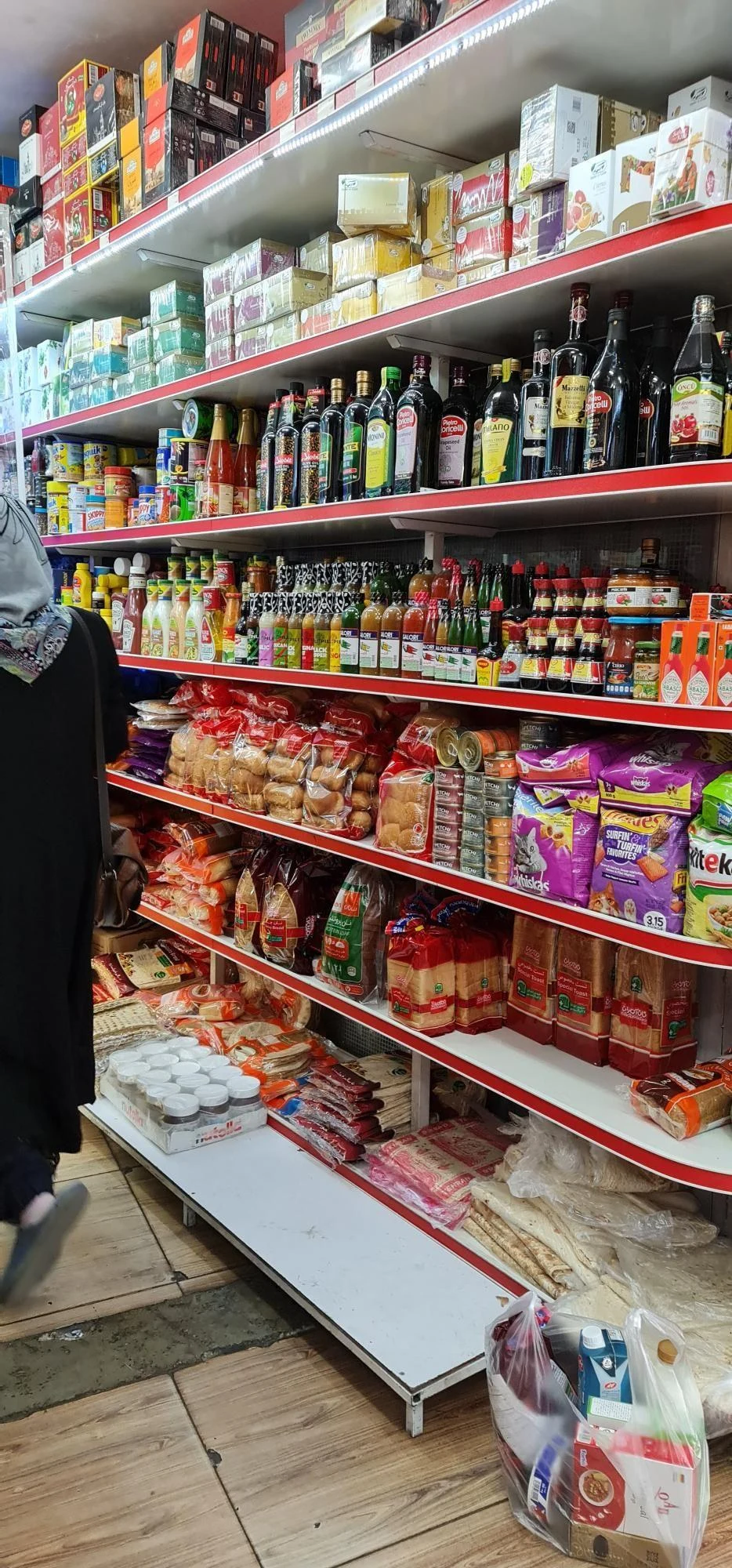 لاکچری مارکت - سوپرمارکت در تهران - تصویر 2
