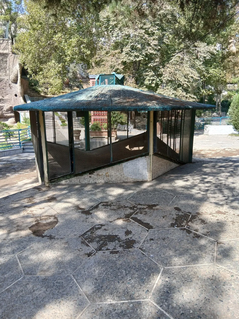 باغ پرندگان بوستان ساعی
