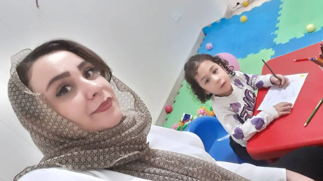 دکتر روانشناس مژده کریم زاده (کودک‌) - روانشناسی و مشاوره در تهران