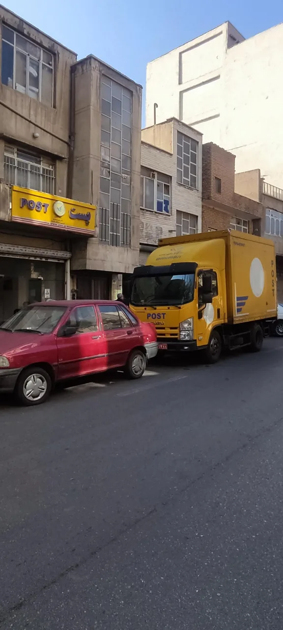 پست شعبه میدان بروجردی - تصویر 3