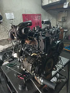مکانیکی نیسان دیزل و بنزینی بهزاد