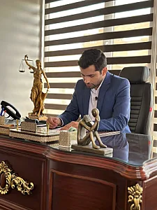وکیل پایه یک دادگستری بهزاد گروسی