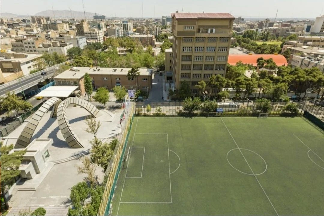 دانشگاه صنعتی امیرکبیر تهران - تصویر 2