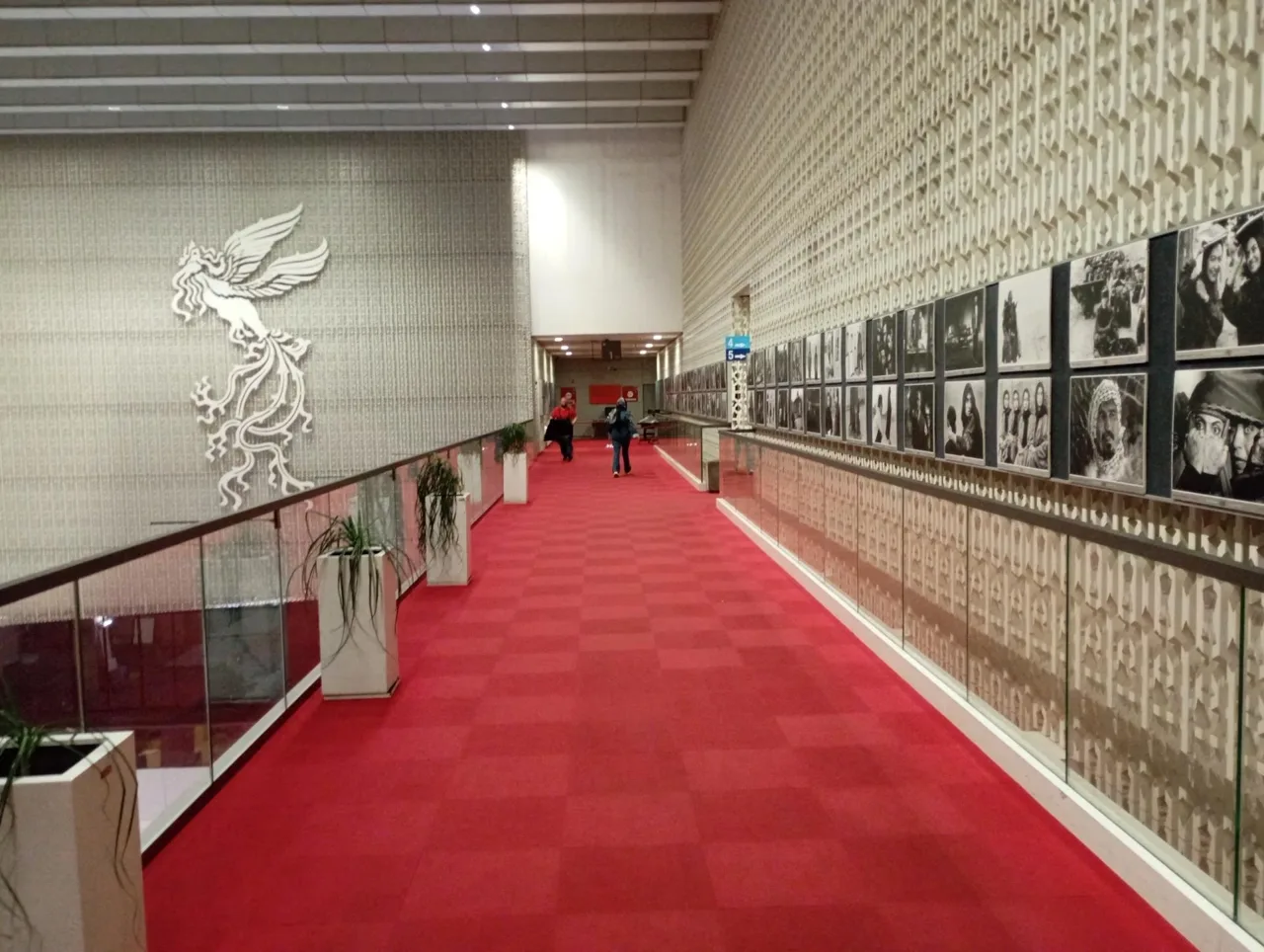 پردیس سینمایی چارسو - تصویر 4