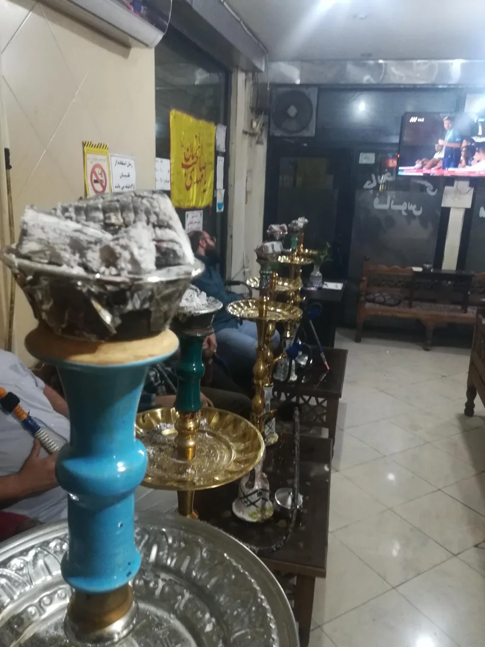 قهوه خانه فانوس - تصویر 2