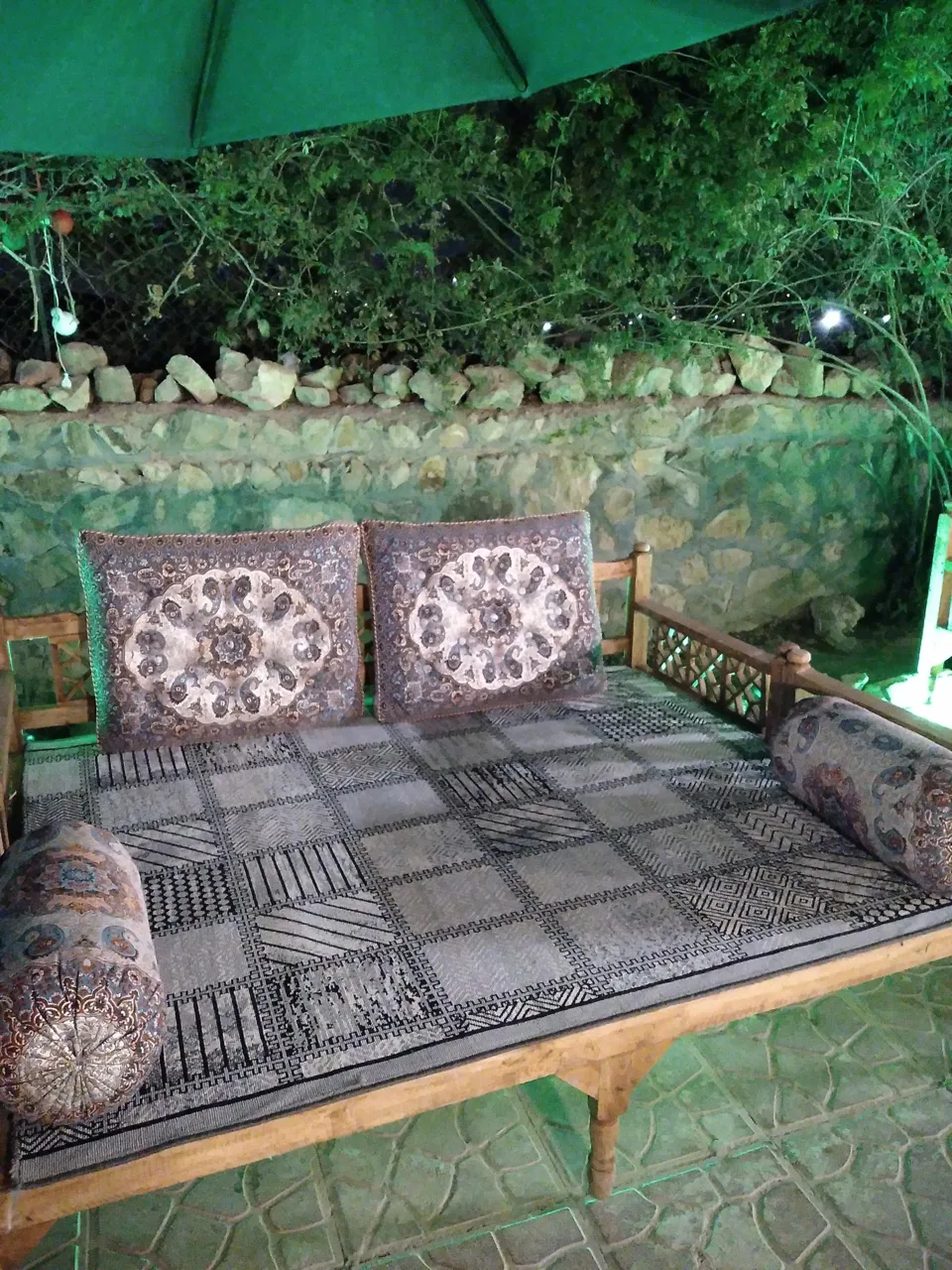 سرای سنتی نسل زیتون - تصویر 2