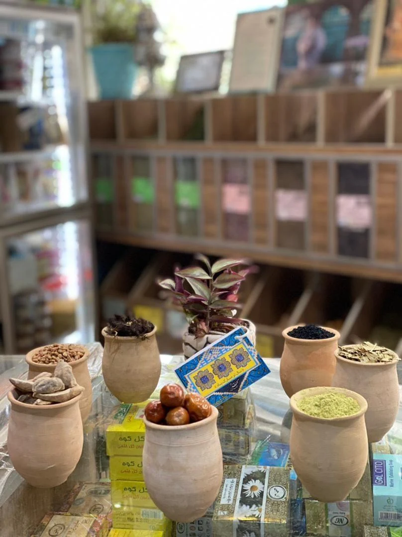 عطار ایرانی ( استاد تاجبخش ) - طب سنتی و عطاری در تهران - تصویر 2