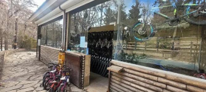 ایستگاه دوچرخه پارک ایران زمین