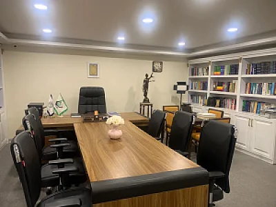 وکیل همراه 72