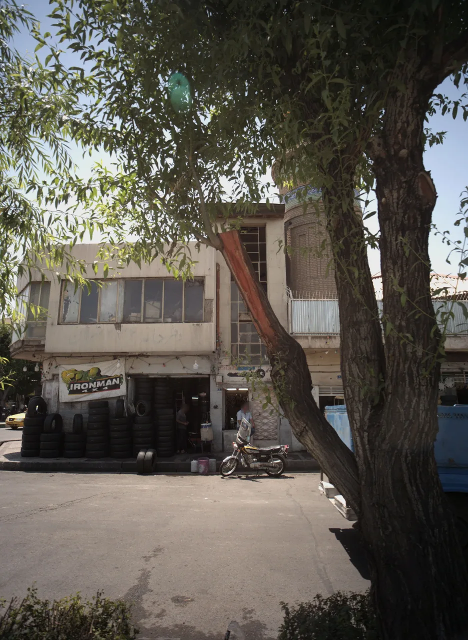 لاستیک فروشی
