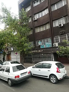 دکتر ناصر الیاس