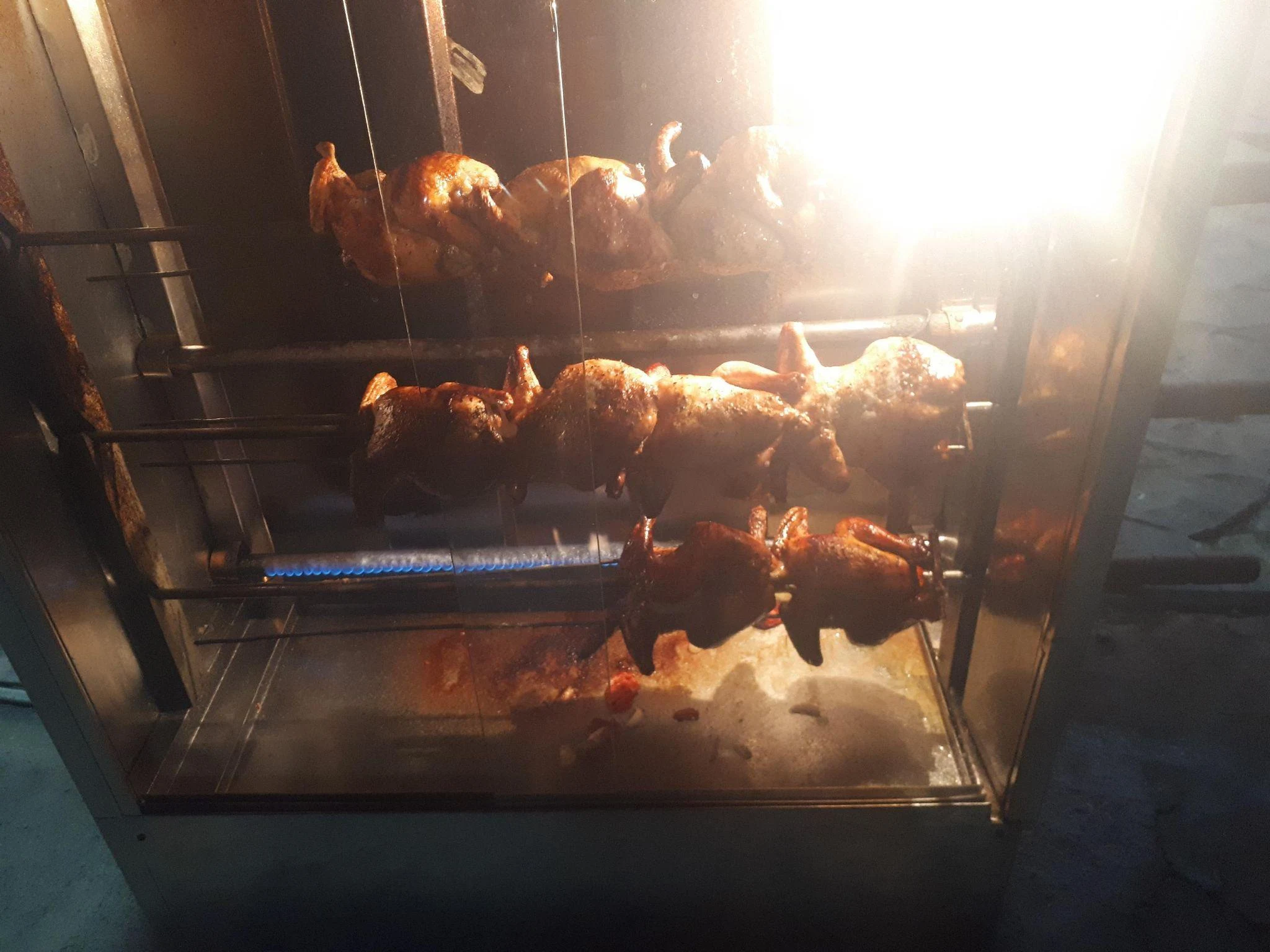ساندویچ و پیتزا سان - تصویر 4