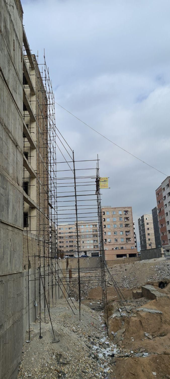 داربست فلزی در دهکده المپیک