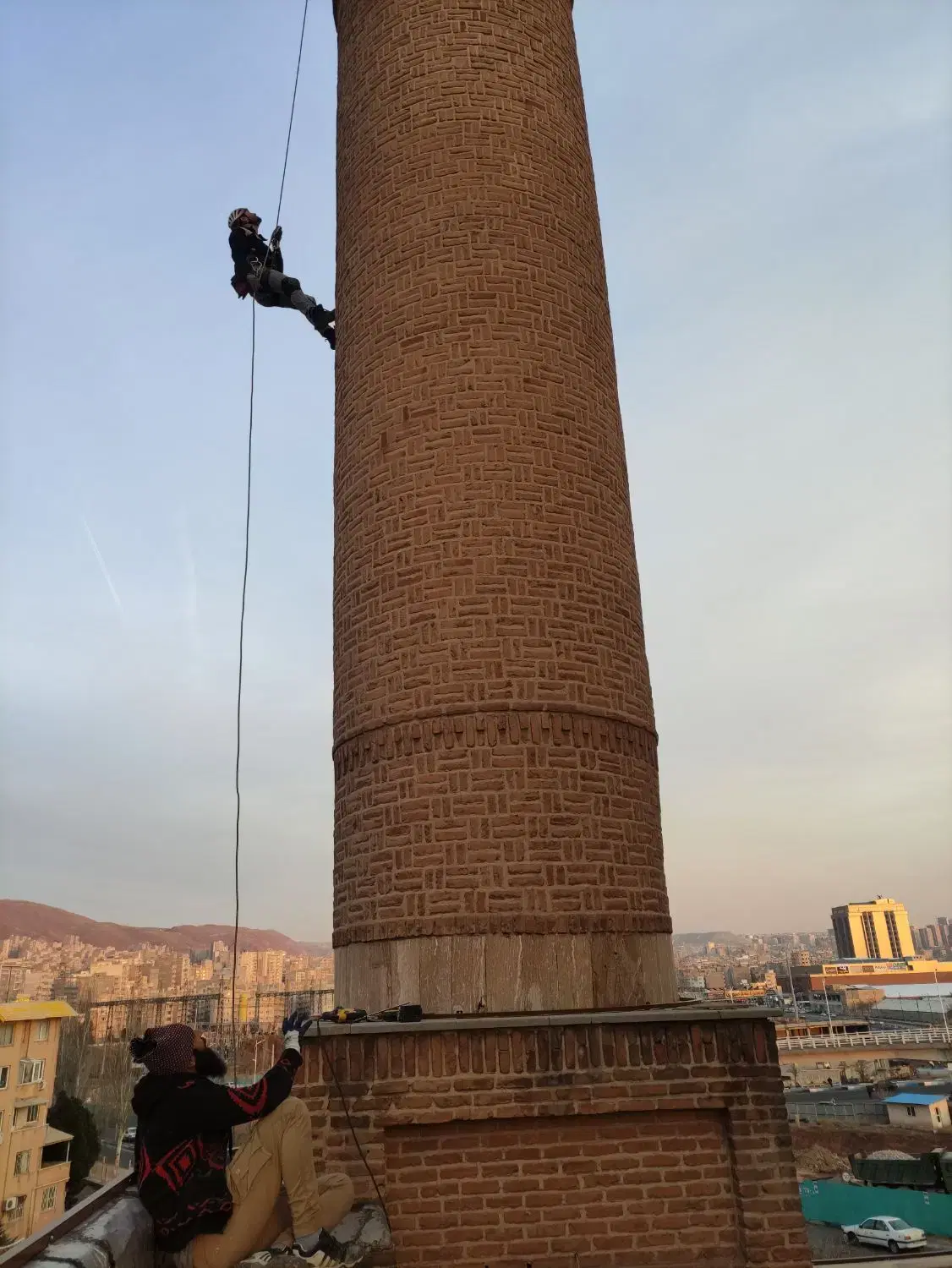 کار در ارتفاع با طناب