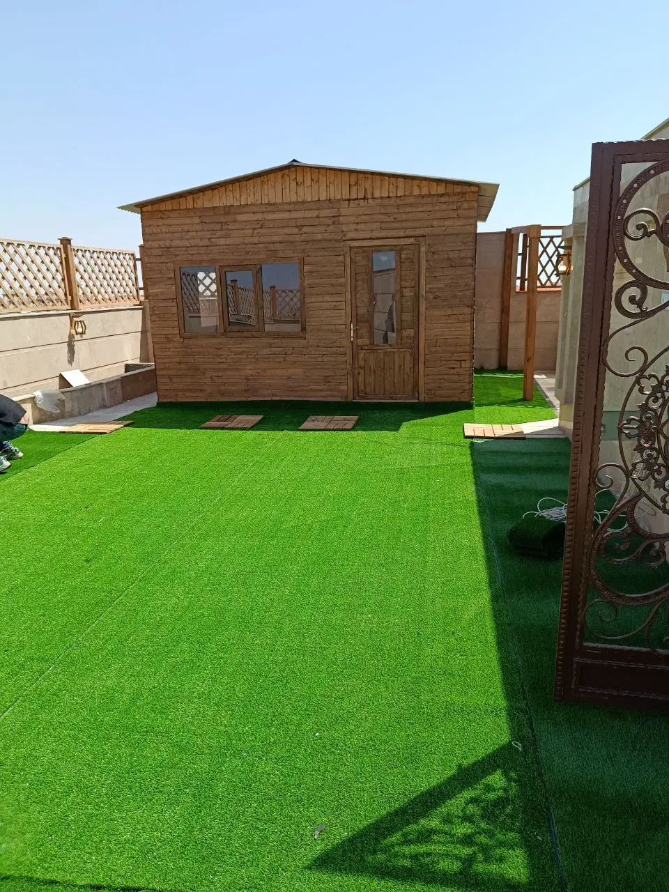 مشاورین نیمروز - تصویر 9