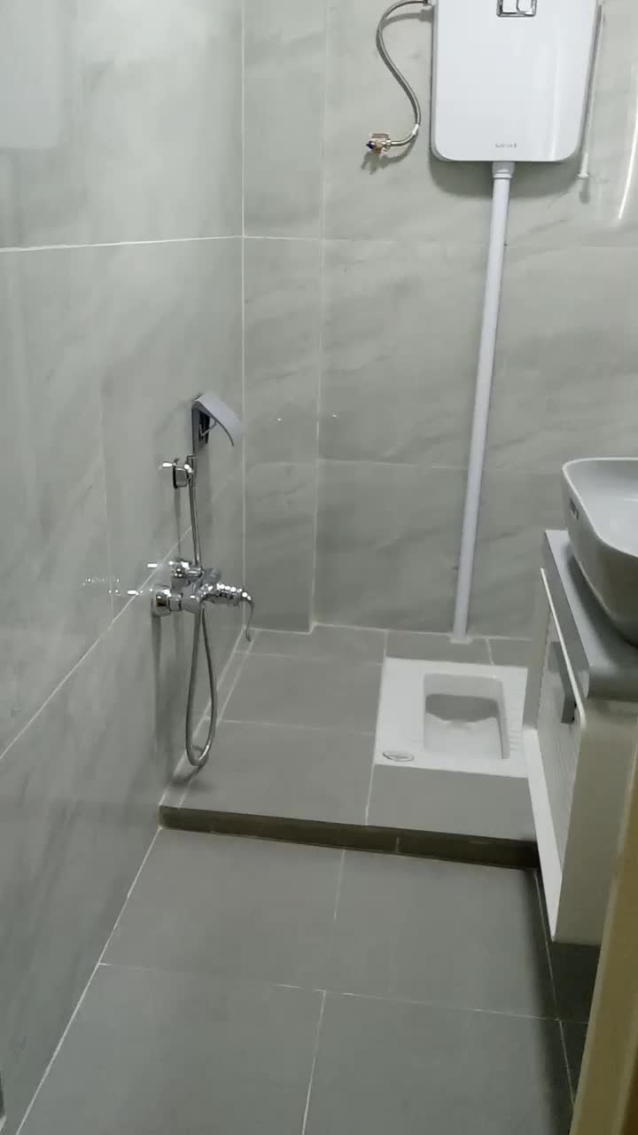 لوله‌بازکنی و بازسازی سرویس بهداشتی