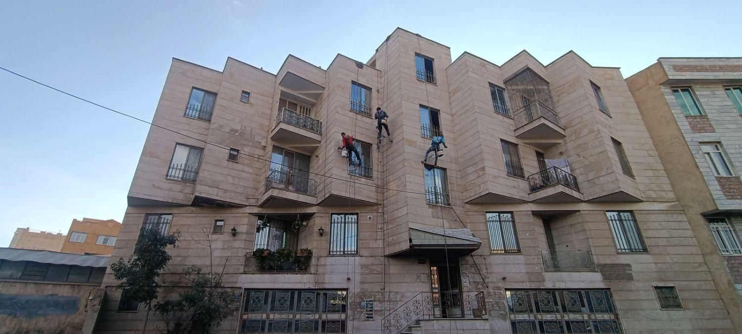 کار در ارتفاع و نماشویی در آذری - تصویر 8
