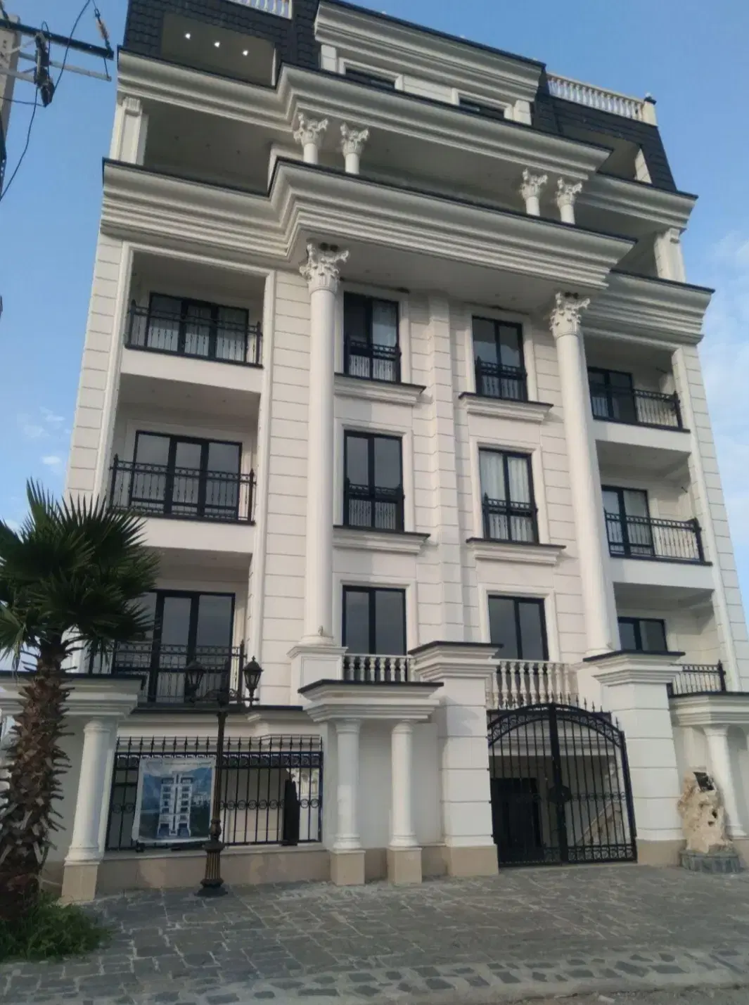 نماکاران زرین کار