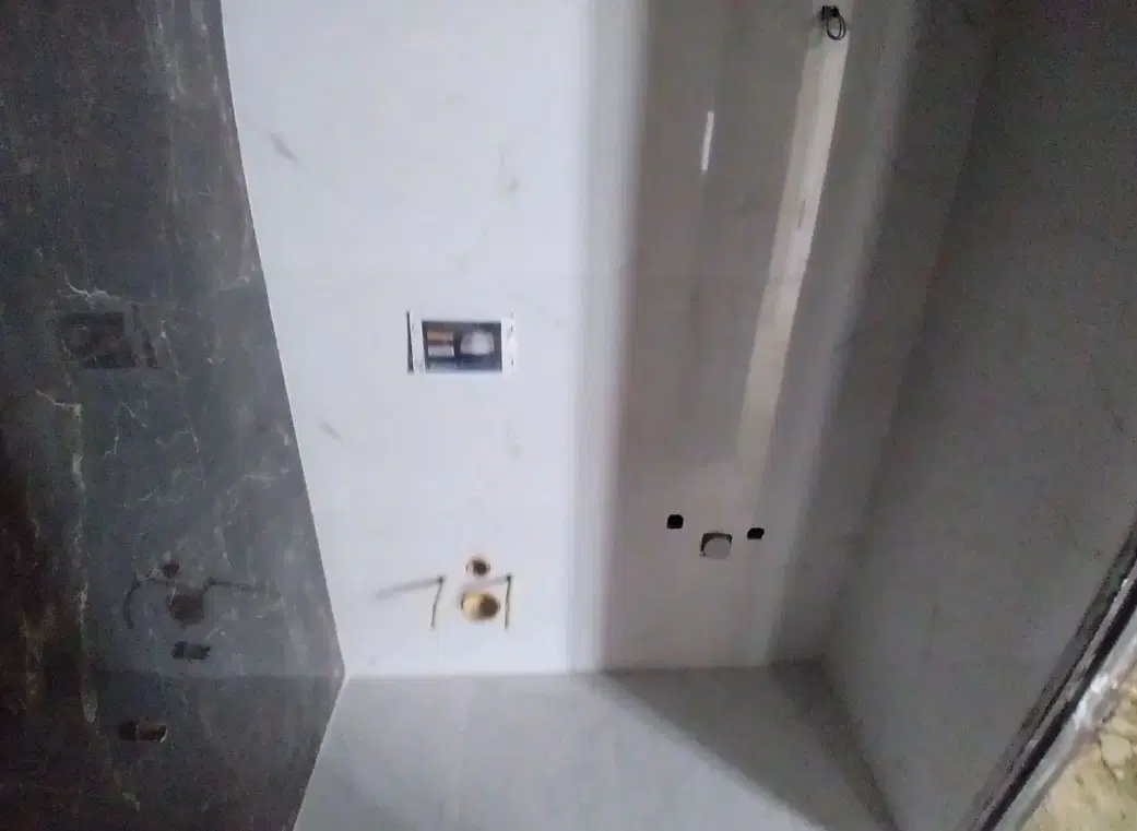 کاشی و سرامیک‌کاری در تهرانپارس غربی