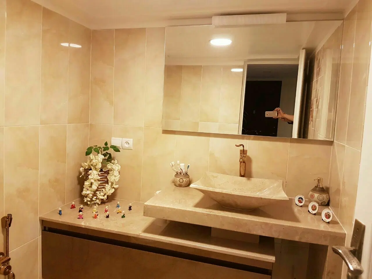 بازسازی ساختمان در محمودیه